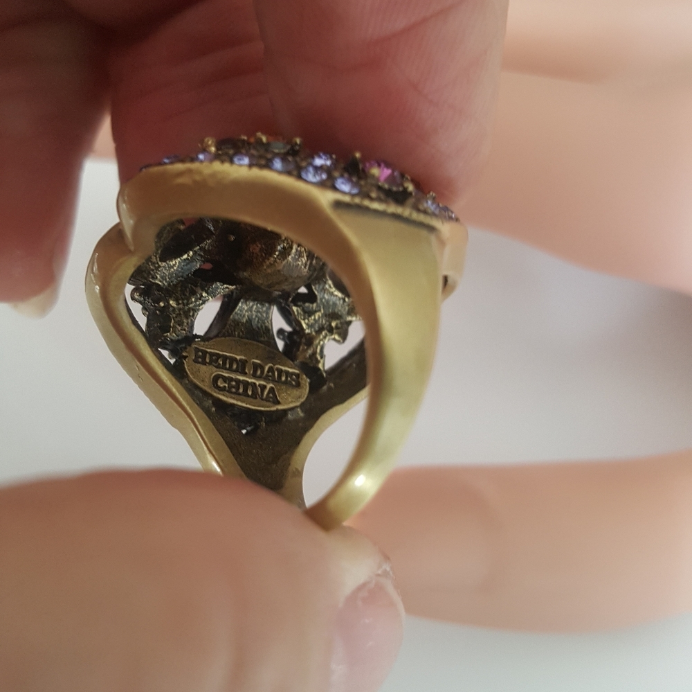 Heidi Daus ring size 7 large purple and green - Picture 2 of 5